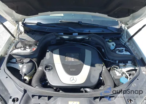 2010 Mercedes-Benz Glk 350 4Matic z USA, uszkodzony, nr VIN WDCGG8HB9AF316228